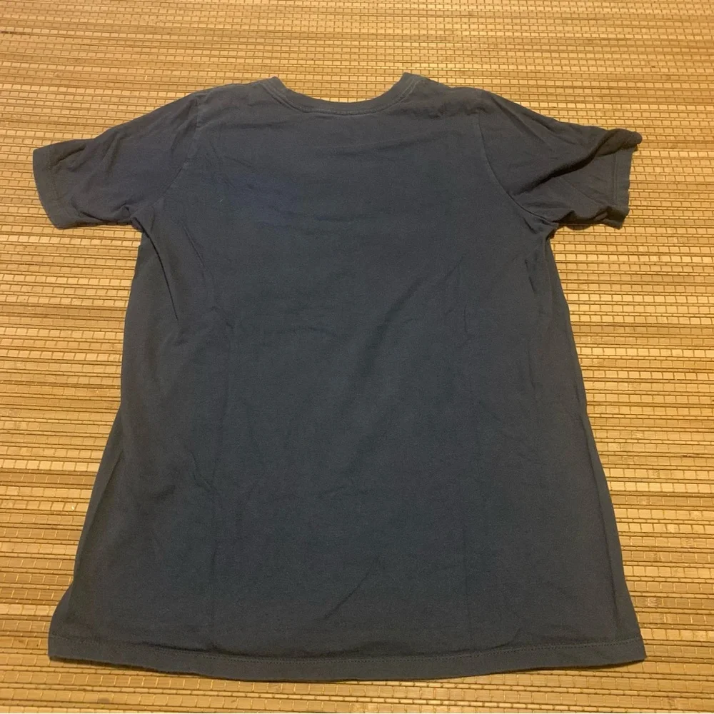 Nike short sleeve t shirt size L